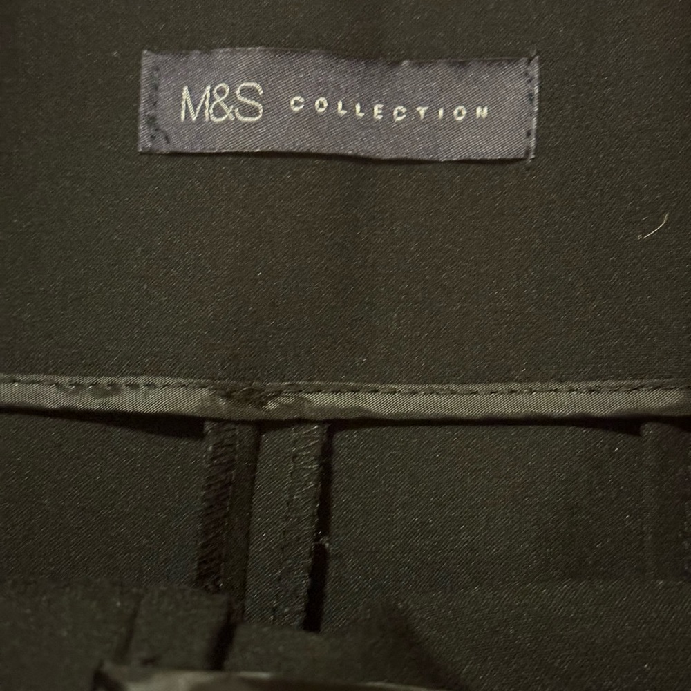 Skirt Size 8 - Picture 3 of 5